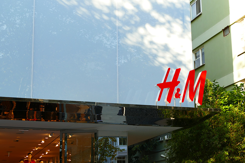 H&M , H and M , HM , aluminum sheet cladding , glass curtain wall